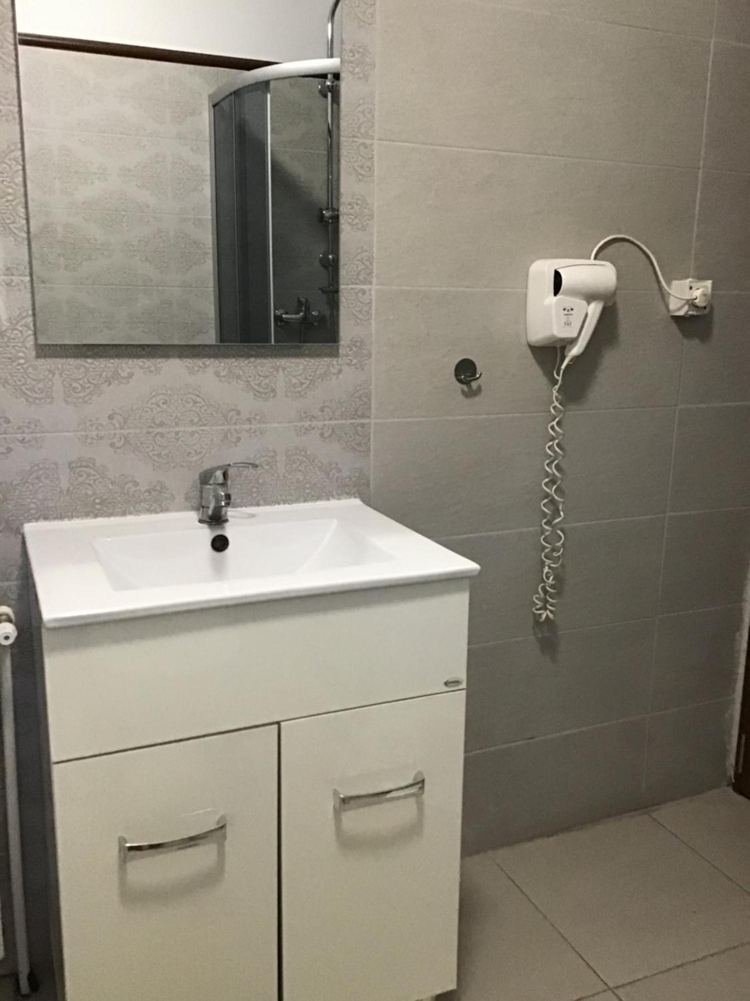 Rora Rose Hotell Bucureşti Eksteriør bilde